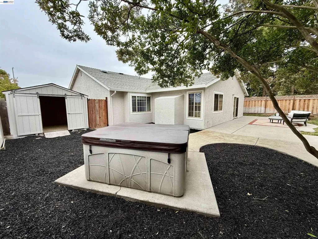 1882 Carnation Circle Livermore CA 94551