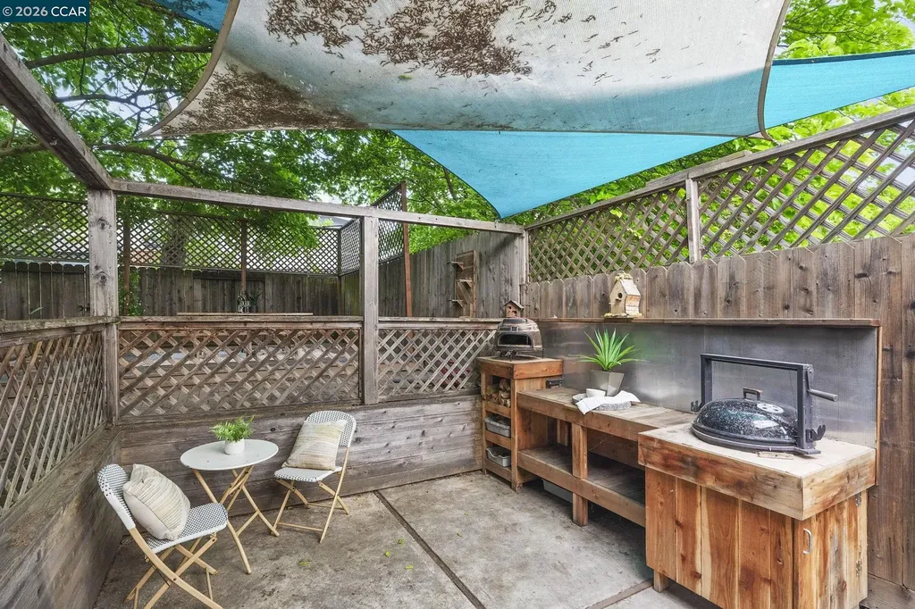 855 Bella Vista Avenue Martinez CA 94553