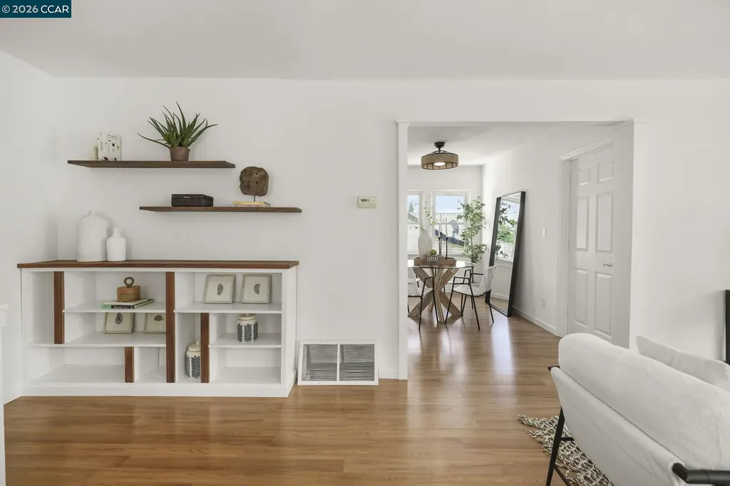 855 Bella Vista Avenue Martinez CA 94553