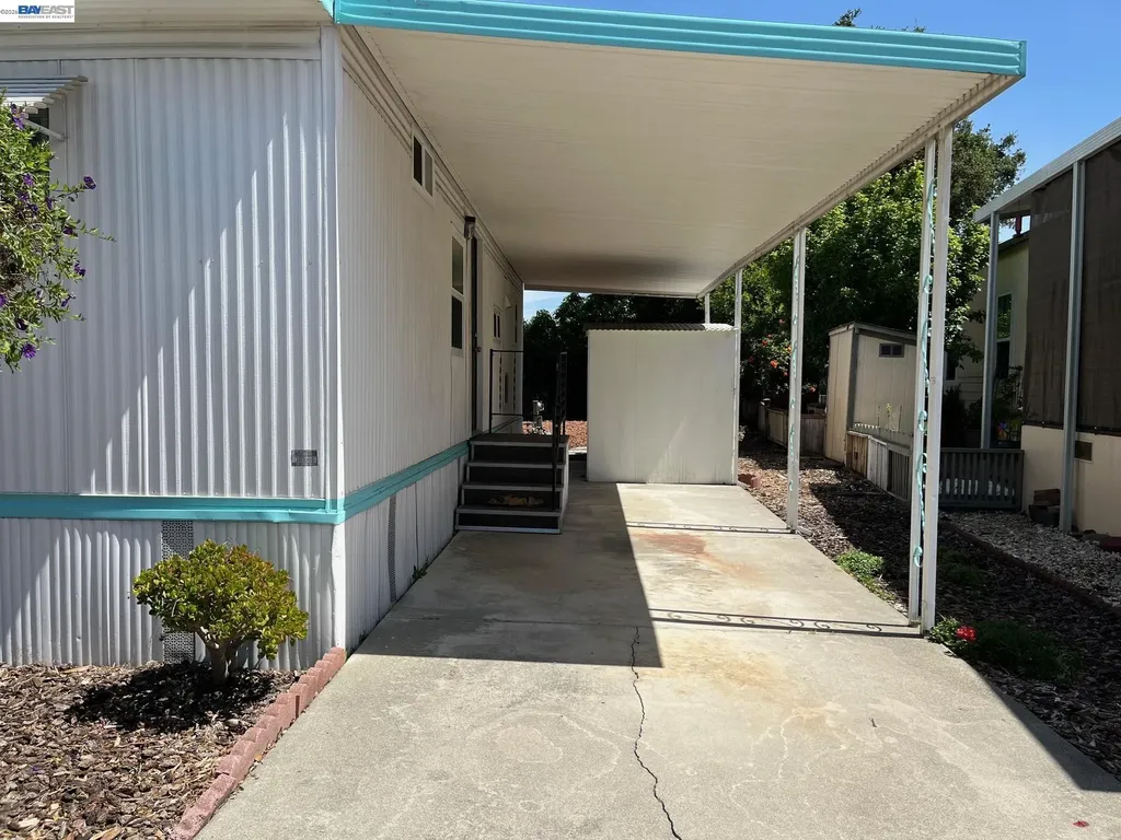 28124 Murcia Street Hayward CA 94544