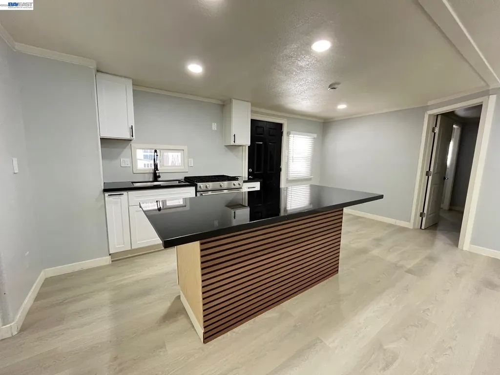 28124 Murcia Street Hayward CA 94544