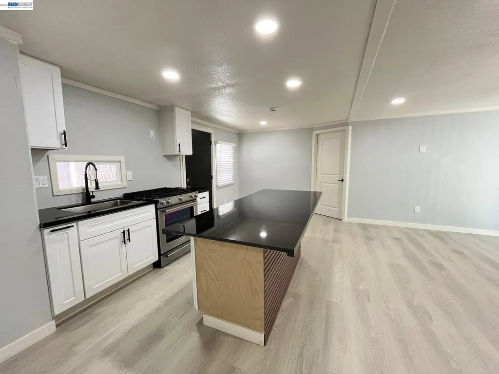 28124 Murcia Street Hayward CA 94544