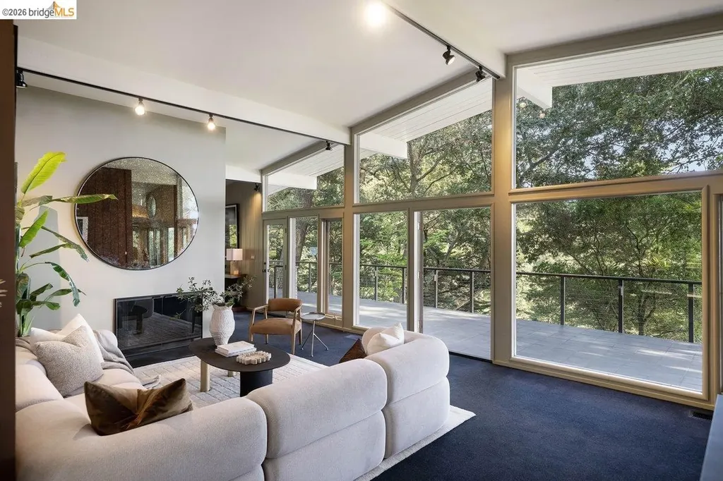 2871 Morley Drive Oakland CA 94611
