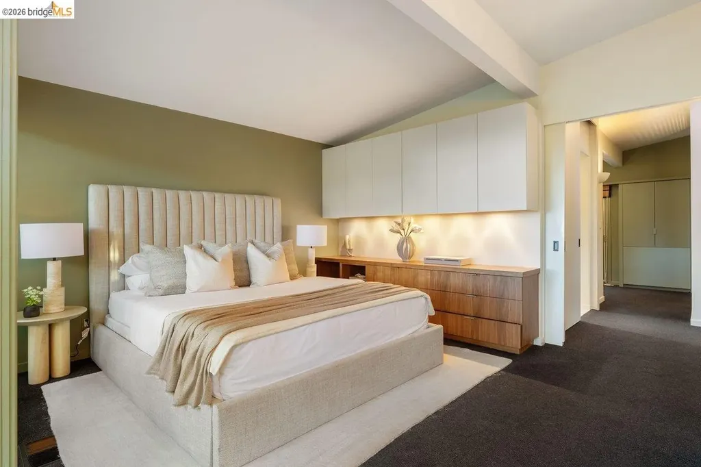 2871 Morley Drive Oakland CA 94611