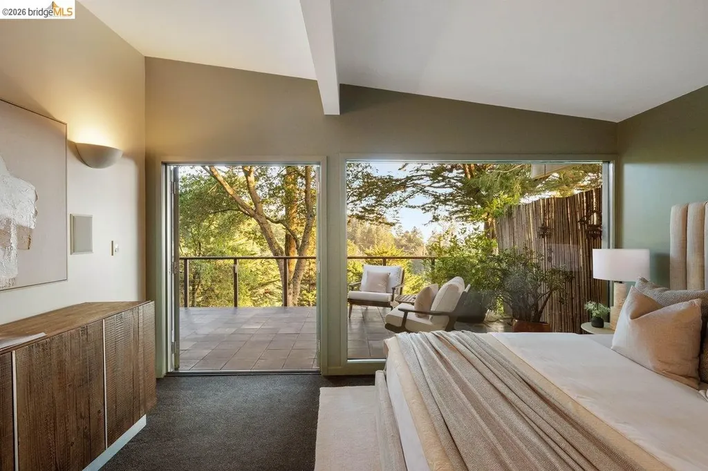 2871 Morley Drive Oakland CA 94611