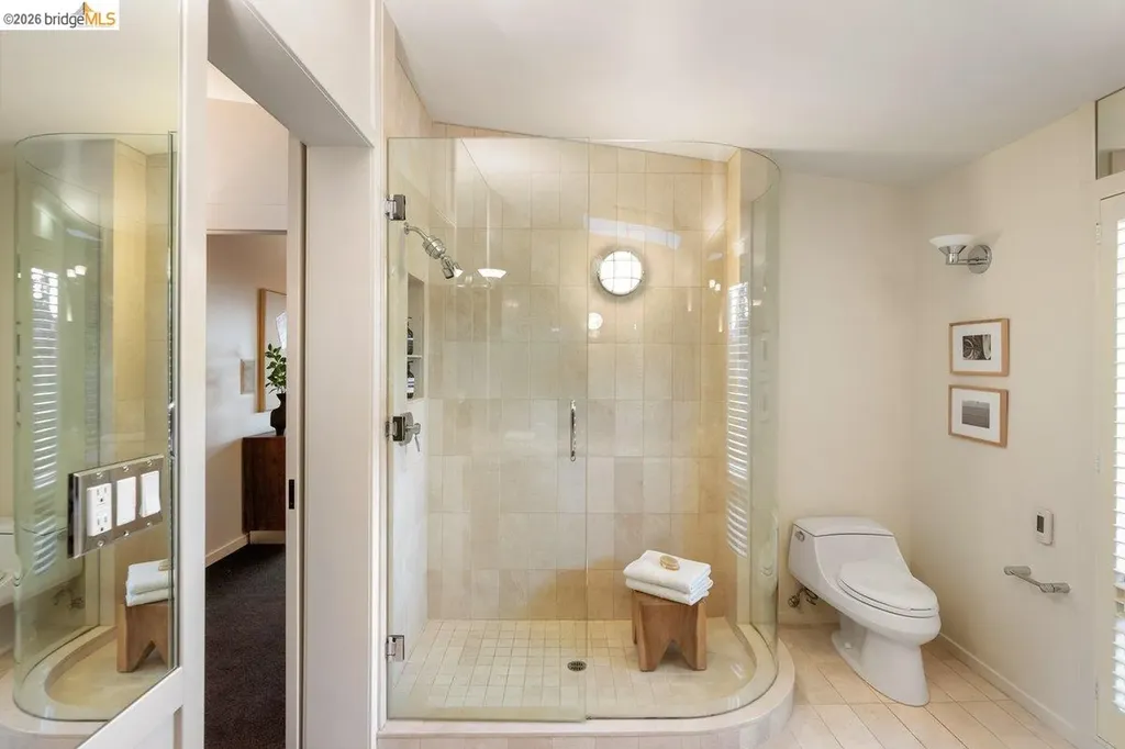 2871 Morley Drive Oakland CA 94611