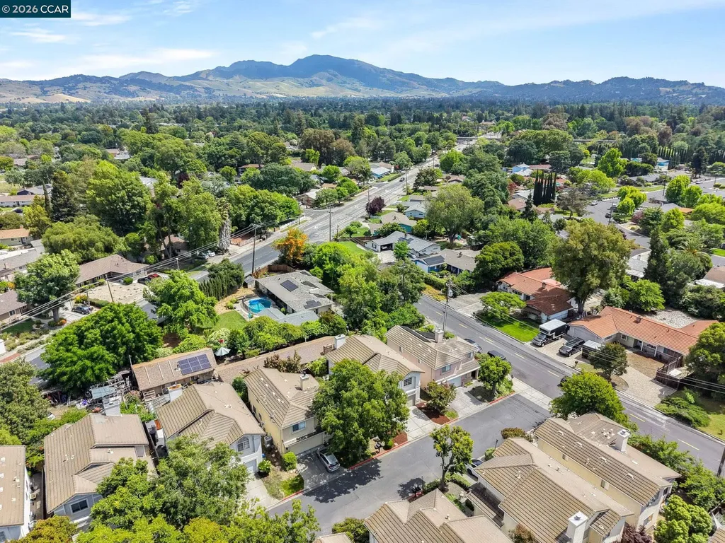 210 Ivywood Drive Walnut Creek CA 94598