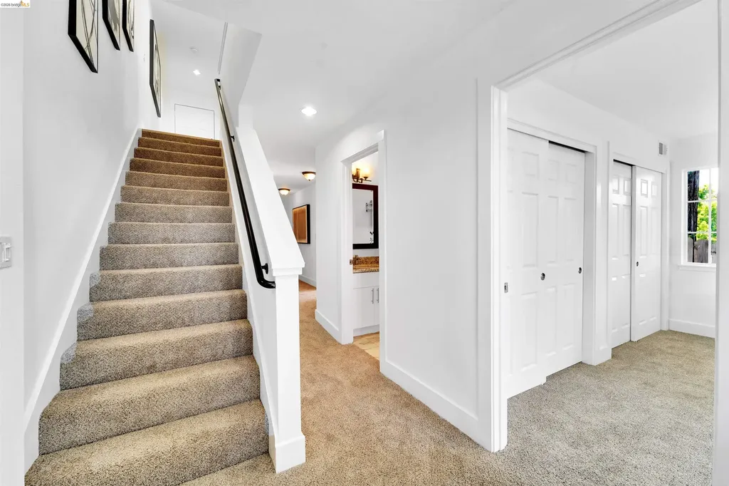 7907 Michigan Avenue Oakland CA 94605