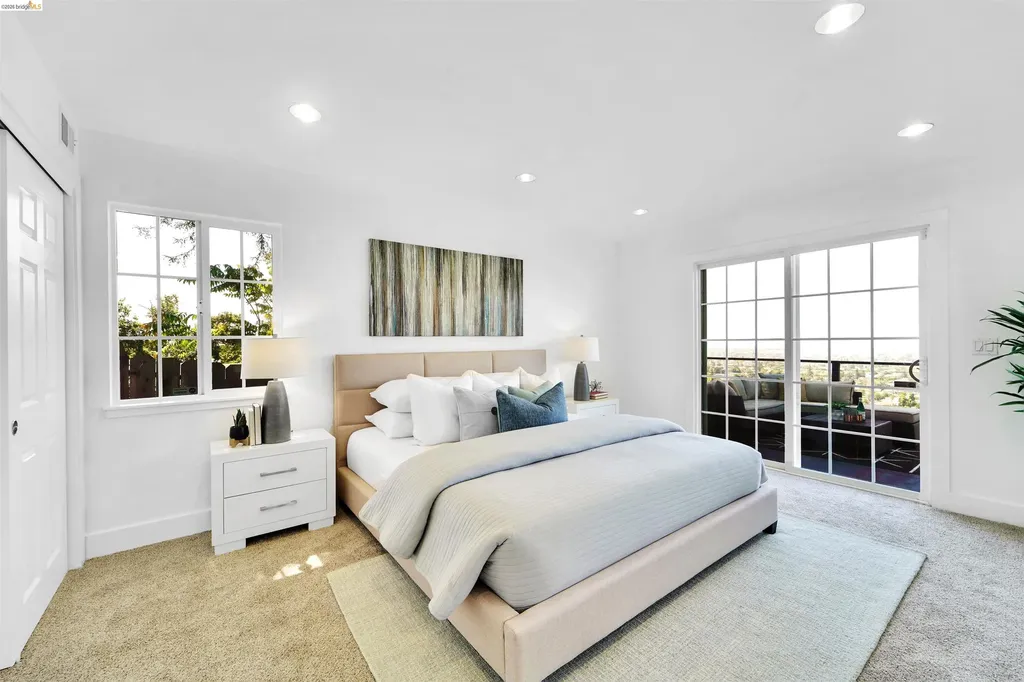 7907 Michigan Avenue Oakland CA 94605