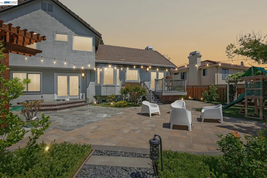 1095 Canyon Hills Road San Ramon CA 94582