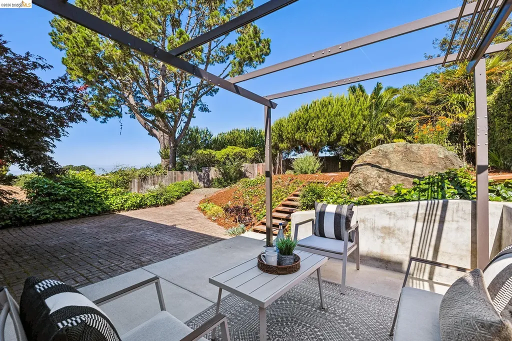 6025 Jordan Avenue El Cerrito CA 94530