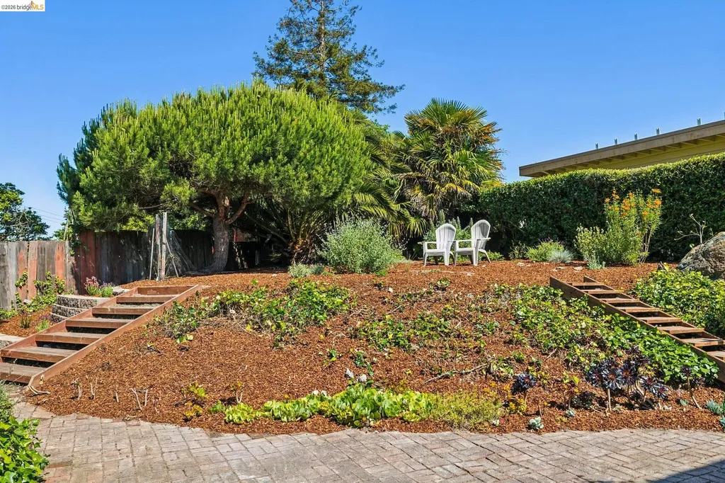 6025 Jordan Avenue El Cerrito CA 94530