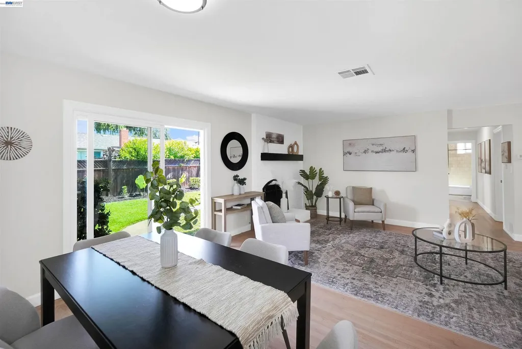 31032 Carroll Avenue Hayward CA 94544