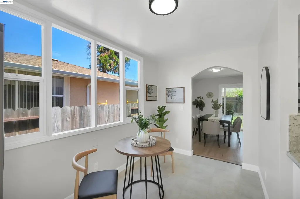 31032 Carroll Avenue Hayward CA 94544