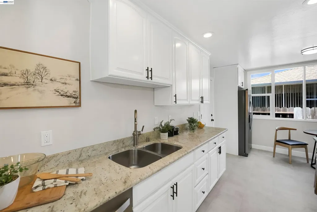 31032 Carroll Avenue Hayward CA 94544