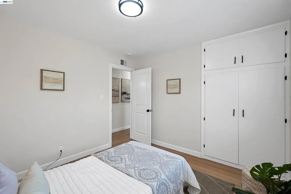 31032 Carroll Avenue Hayward CA 94544