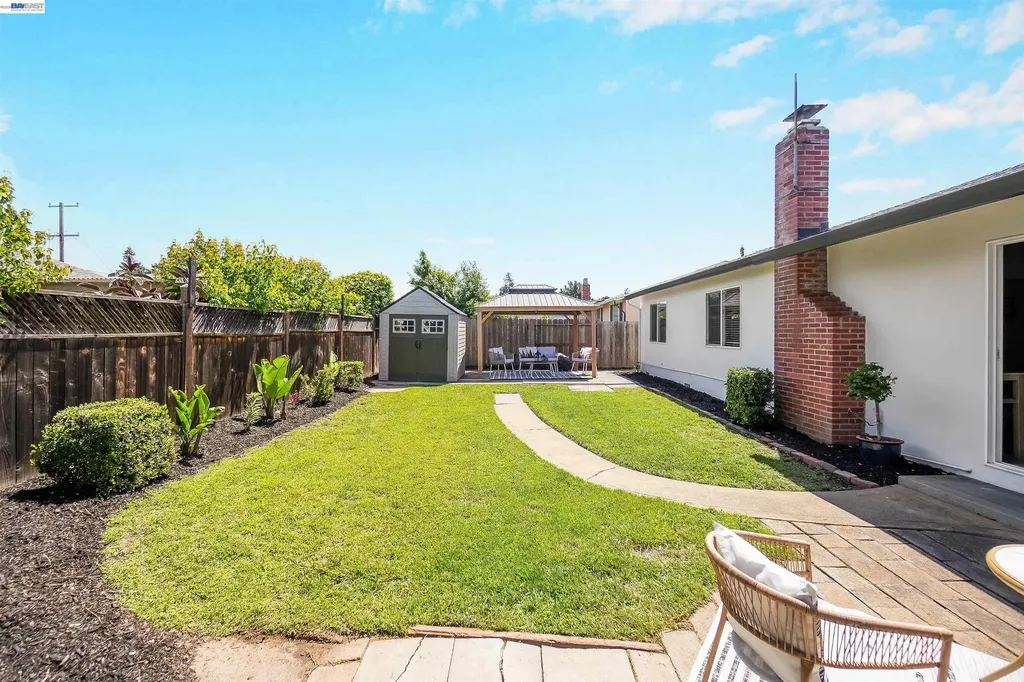 31032 Carroll Avenue Hayward CA 94544