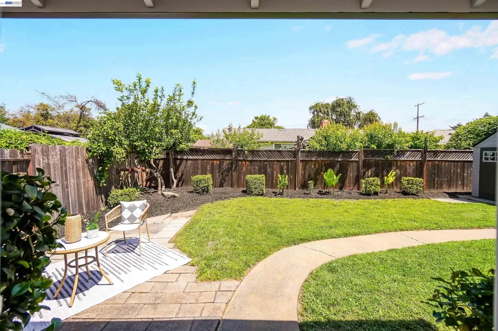 31032 Carroll Avenue Hayward CA 94544