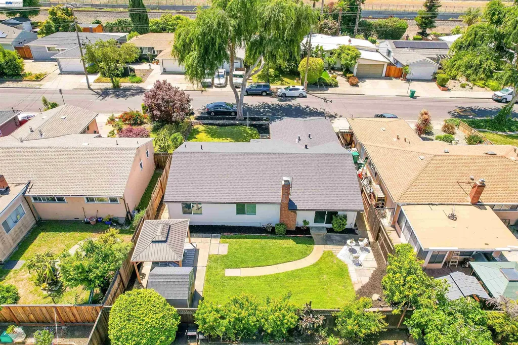 31032 Carroll Avenue Hayward CA 94544