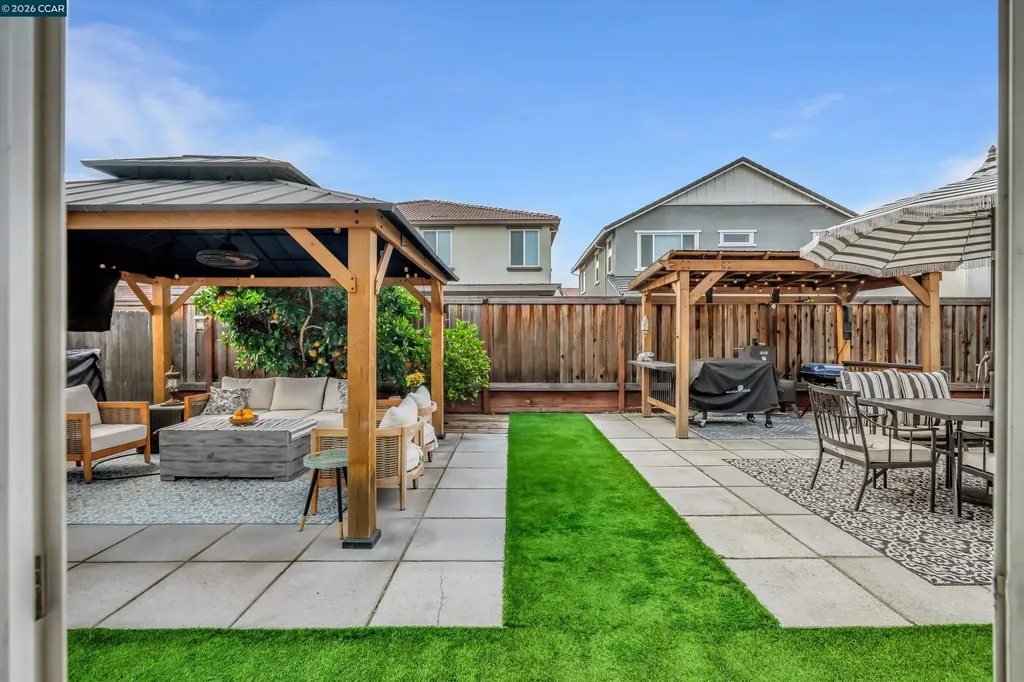 400 Grovewood Loop Brentwood CA 94513