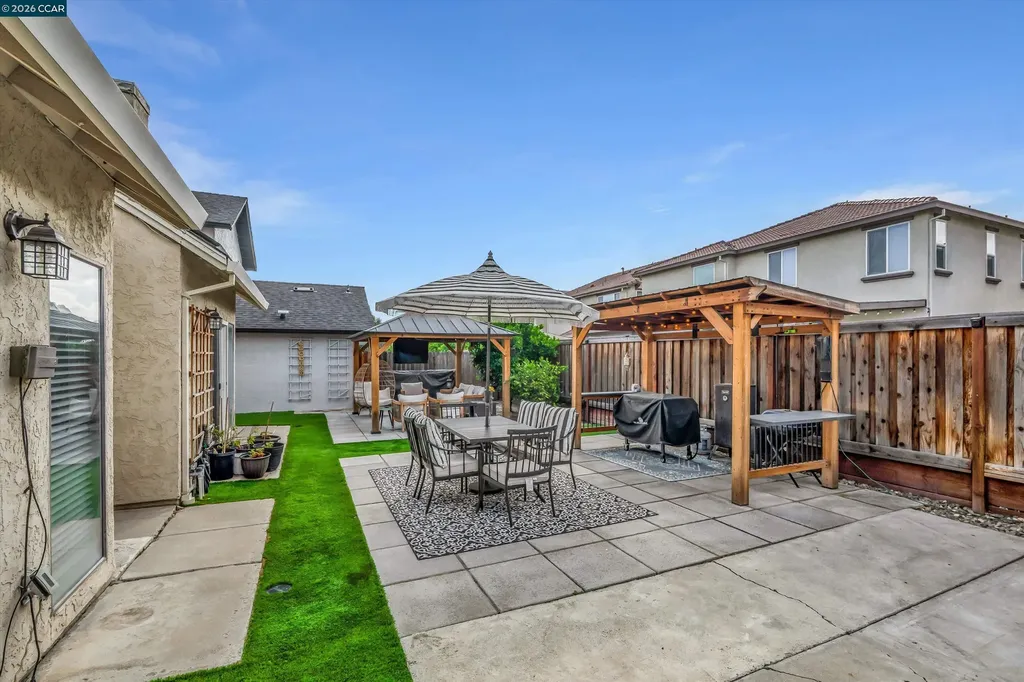 400 Grovewood Loop Brentwood CA 94513