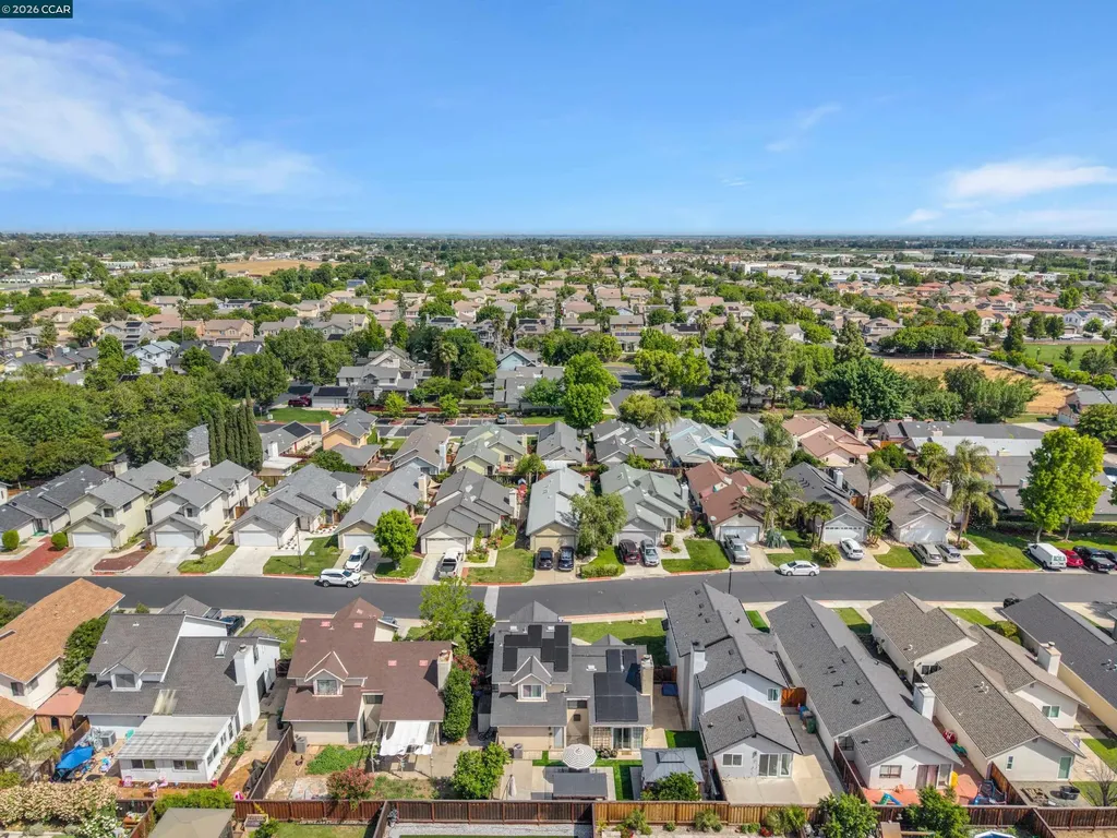 400 Grovewood Loop Brentwood CA 94513