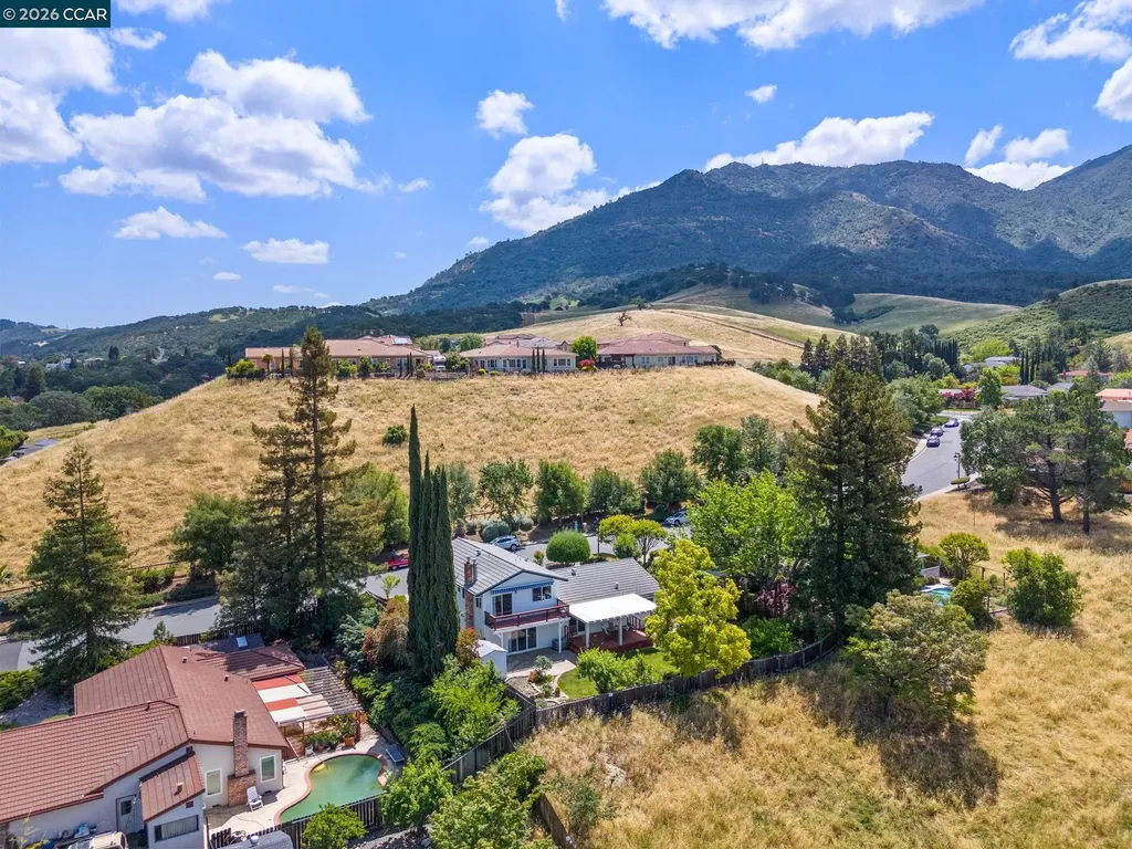 55 Regency Drive Clayton CA 94517