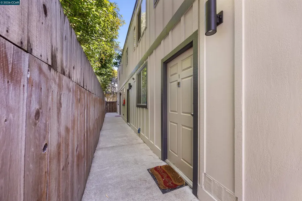 1037 Stannage Avenue Albany CA 94706