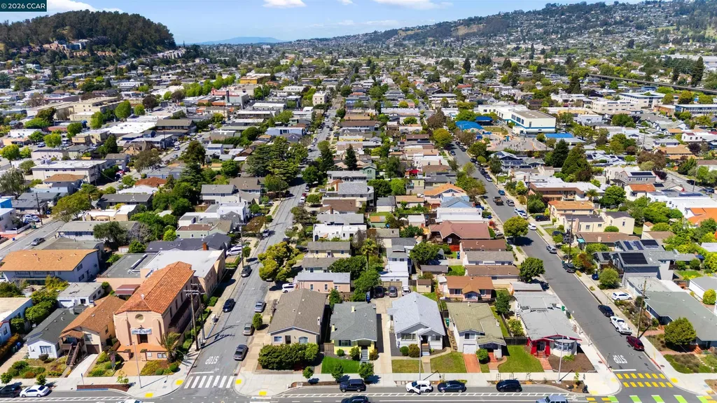 1037 Stannage Avenue Albany CA 94706