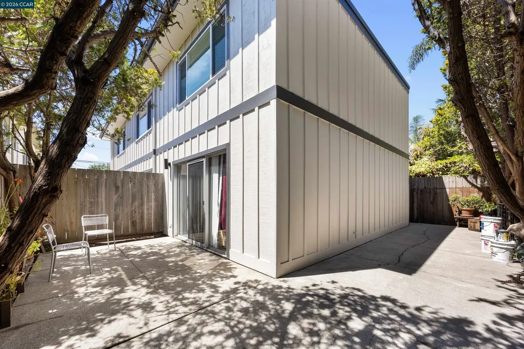 1037 Stannage Avenue Albany CA 94706