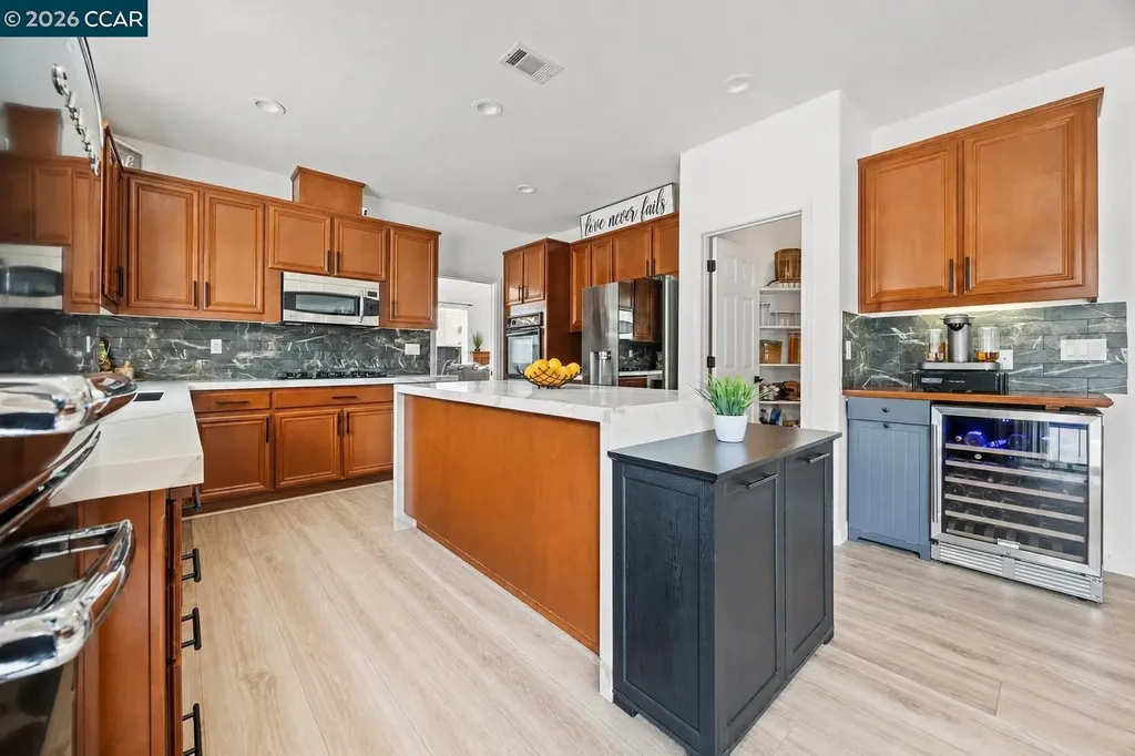 911 Autumn Oak Circle Concord CA 94521