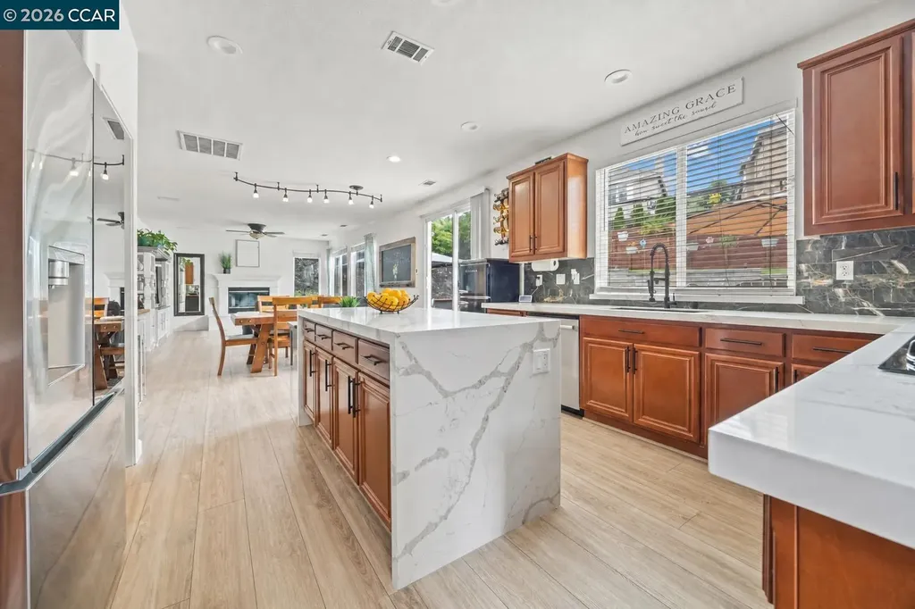 911 Autumn Oak Circle Concord CA 94521