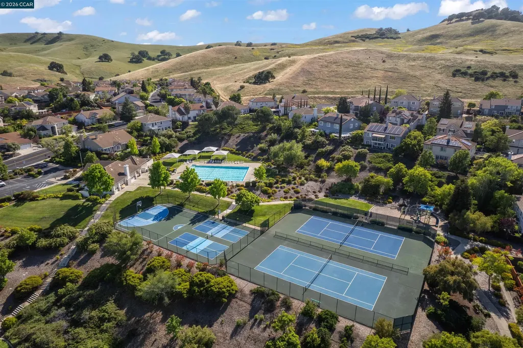 911 Autumn Oak Circle Concord CA 94521