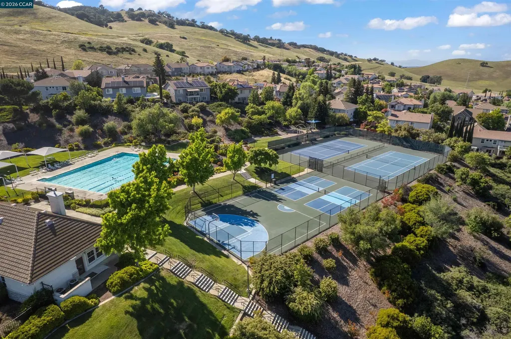 911 Autumn Oak Circle Concord CA 94521
