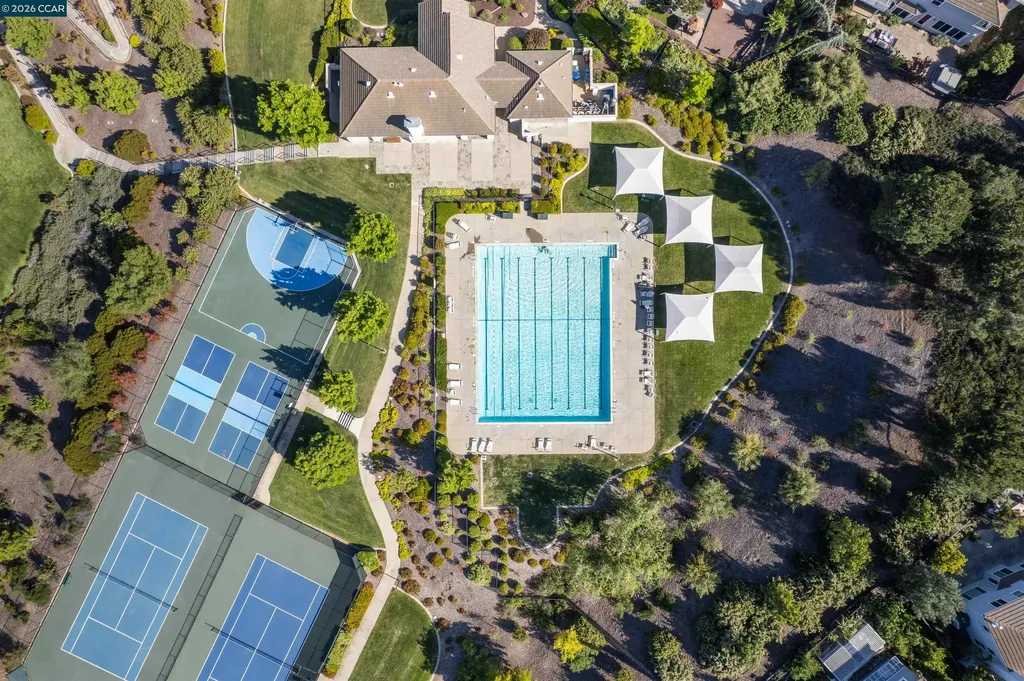 911 Autumn Oak Circle Concord CA 94521