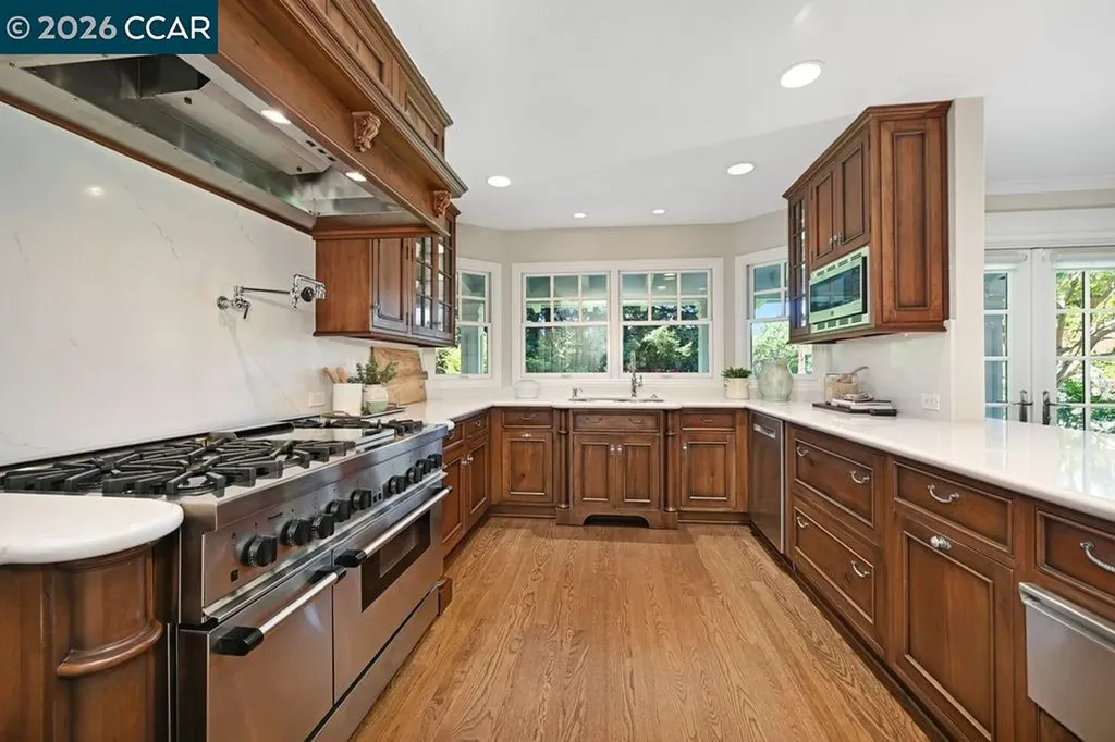 1719 Oro Valley Circle Walnut Creek CA 94596