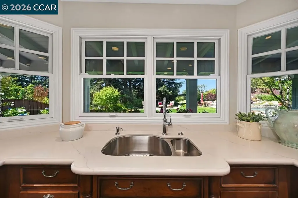 1719 Oro Valley Circle Walnut Creek CA 94596