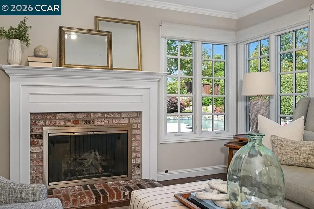 1719 Oro Valley Circle Walnut Creek CA 94596