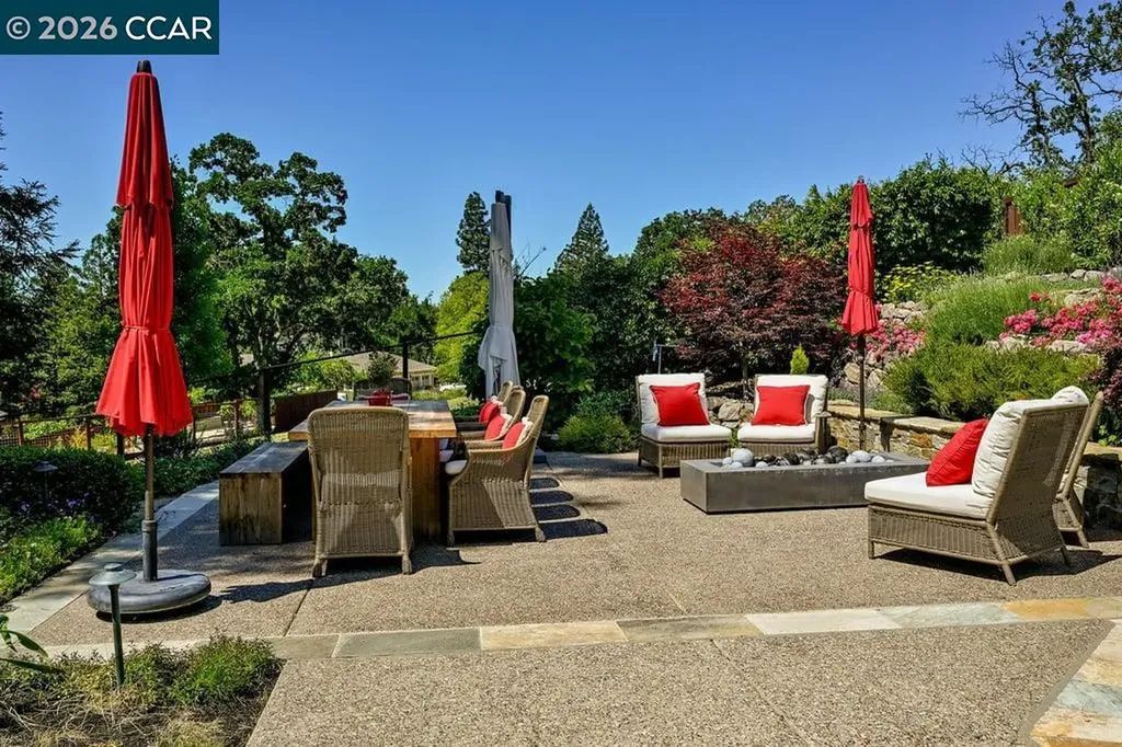 1719 Oro Valley Circle Walnut Creek CA 94596
