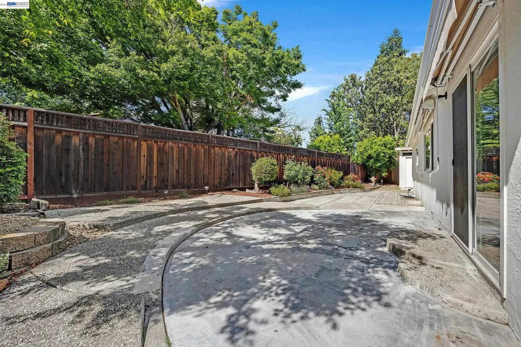 318 Almond San Ramon CA 94583
