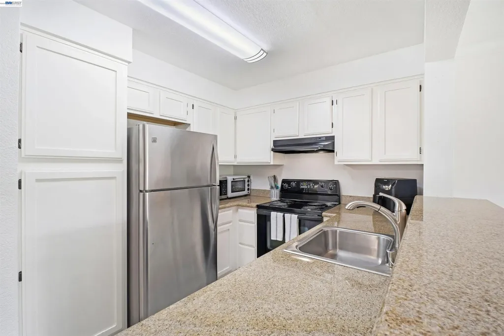 39078 Guardino Drive Fremont CA 94538