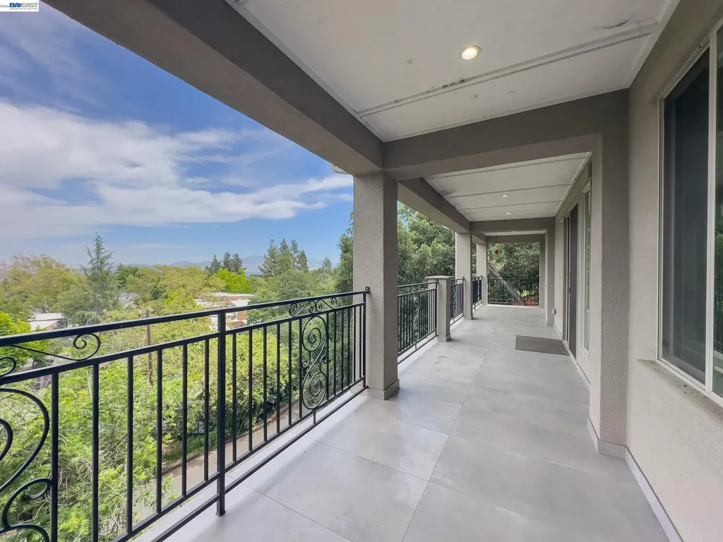 1516 Pleasant Hill Road Lafayette CA 94549