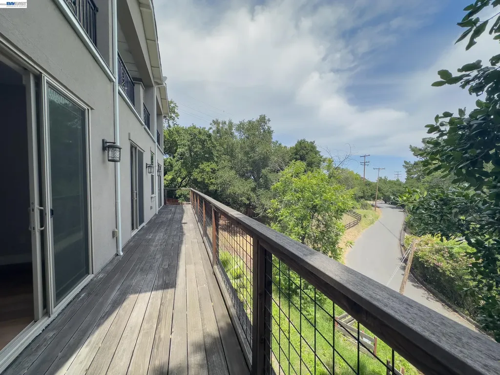 1516 Pleasant Hill Road Lafayette CA 94549