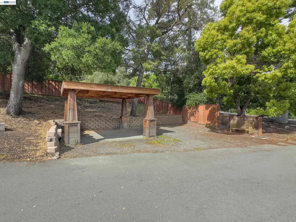 1516 Pleasant Hill Road Lafayette CA 94549