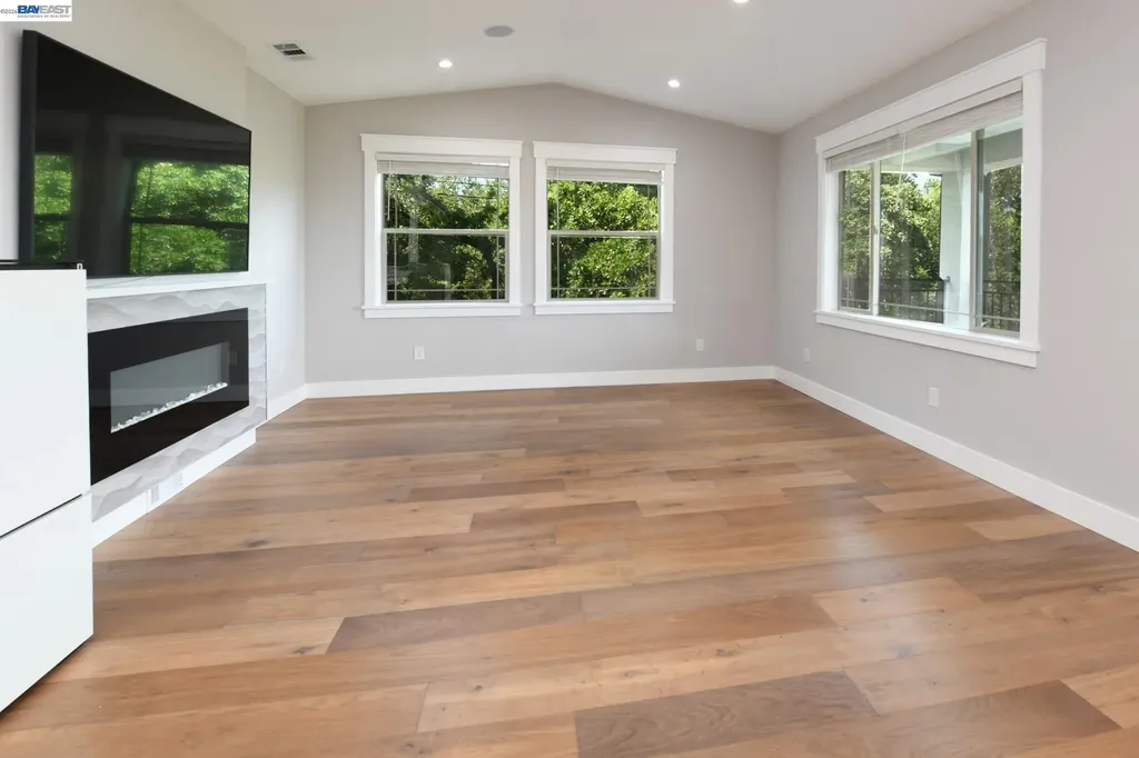 1516 Pleasant Hill Road Lafayette CA 94549