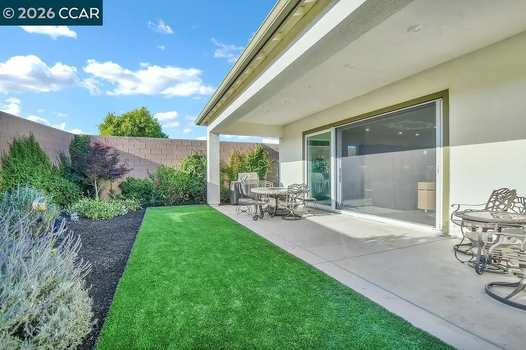 208 Chinook Drive Brentwood CA 94513