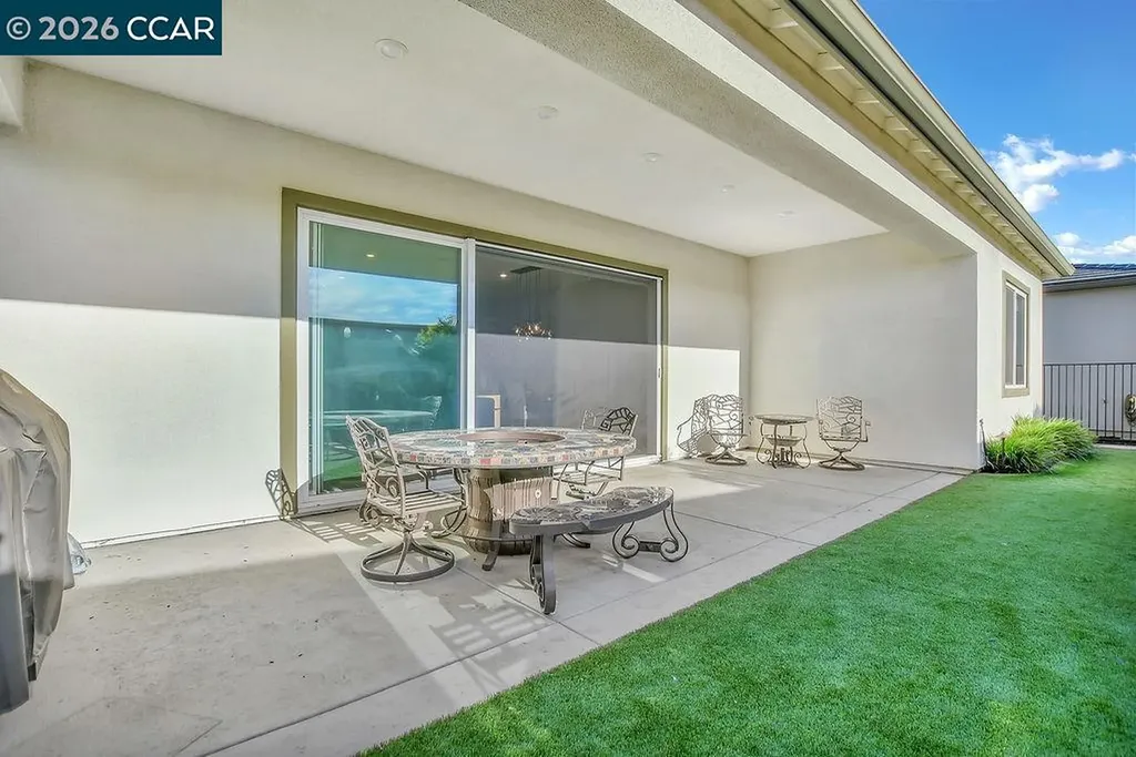 208 Chinook Drive Brentwood CA 94513