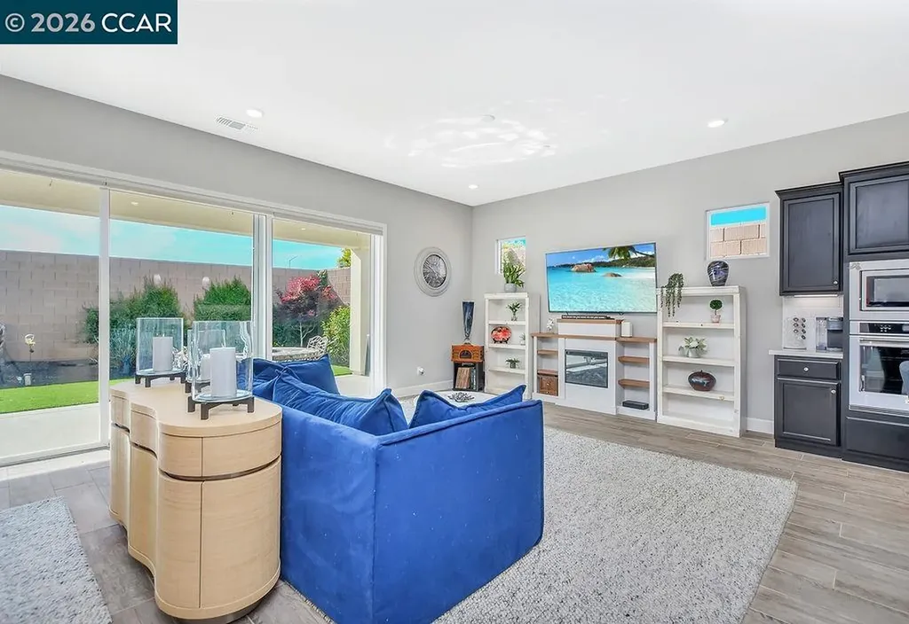 208 Chinook Drive Brentwood CA 94513