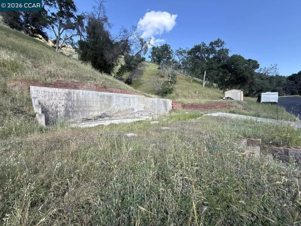 1090 Arroyo Grande Drive Napa CA 94558
