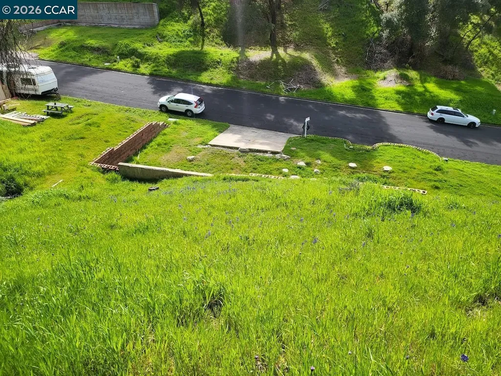 1090 Arroyo Grande Drive Napa CA 94558